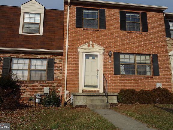 3rd image of 30 Winslow Park Dr