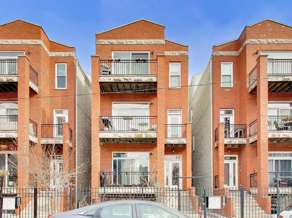 813 N Bishop St #2, Chicago, IL 60642