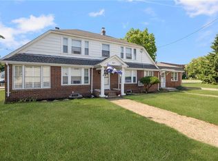 821 Post Rd, Warwick, RI 02888