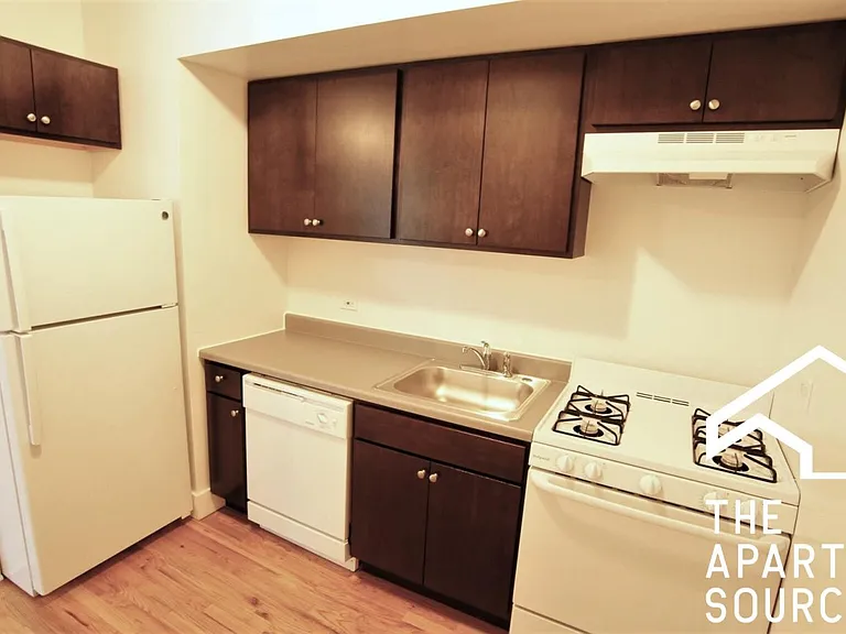 1500 N Kedzie Ave #1532-2 — Photo 2