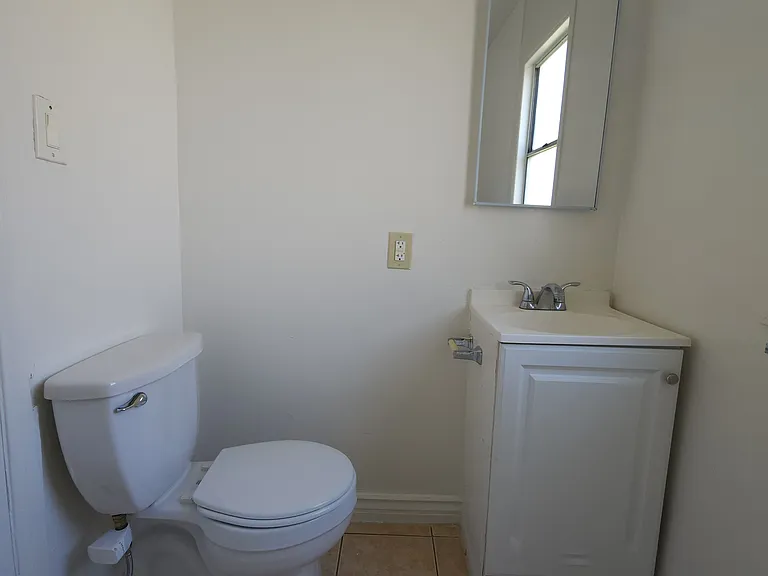 2715 San Marino St #5A — Photo 10