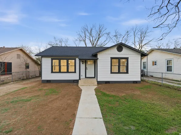 518 wright, Schertz, TX 78154