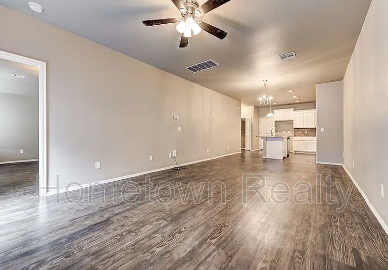 11206 NW 114th St — Photo 8