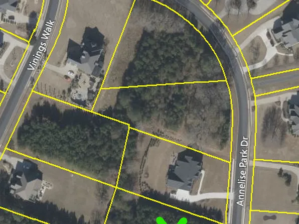 205 Annelise Park Dr, Fayetteville, GA 30214