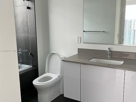 5th image of 1600 NE 1st Ave #1400