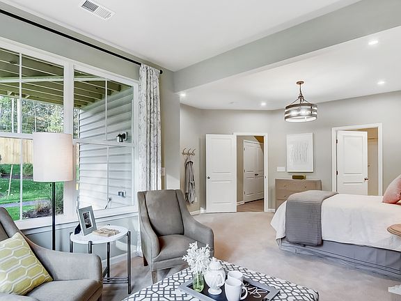 Extra Suite sitting room