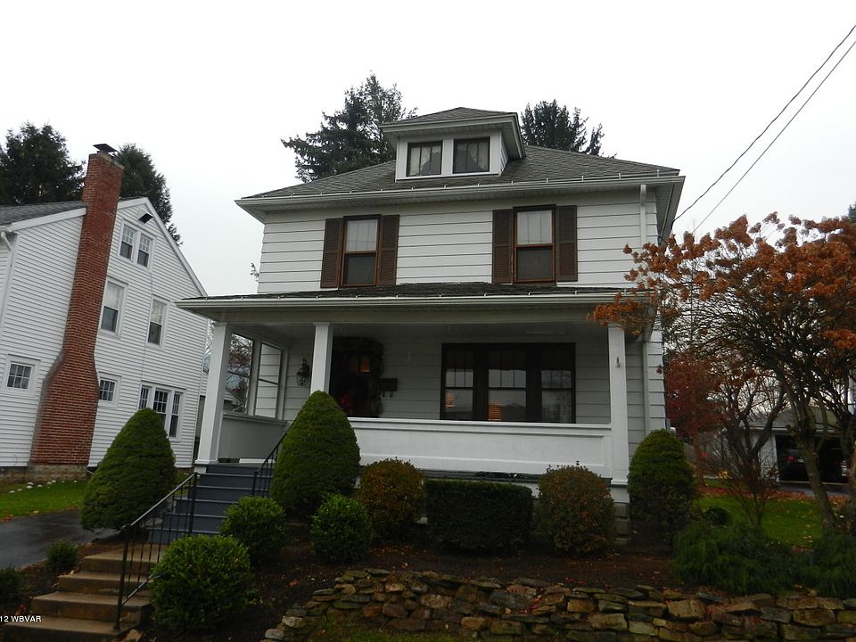1st image of 240 E Central Ave S