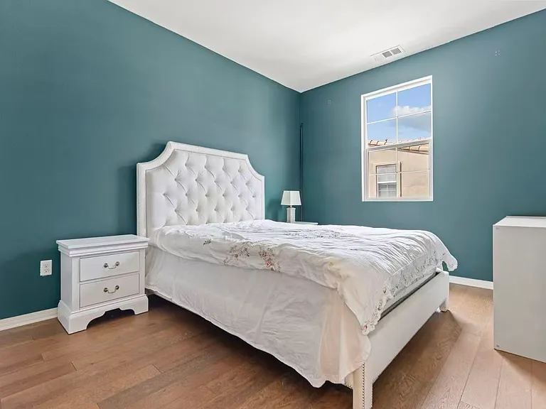 909 Santa Fe Ave #E — Photo 16