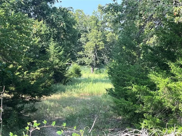 E 1030th Rd, McLoud, OK 74851