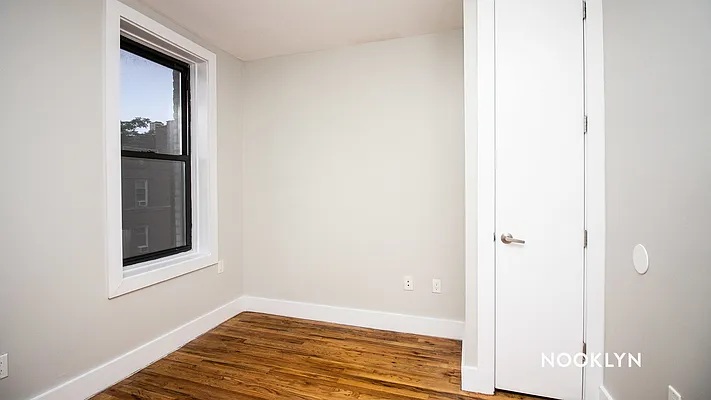 Rented by Nooklyn NYC LLC | media 10