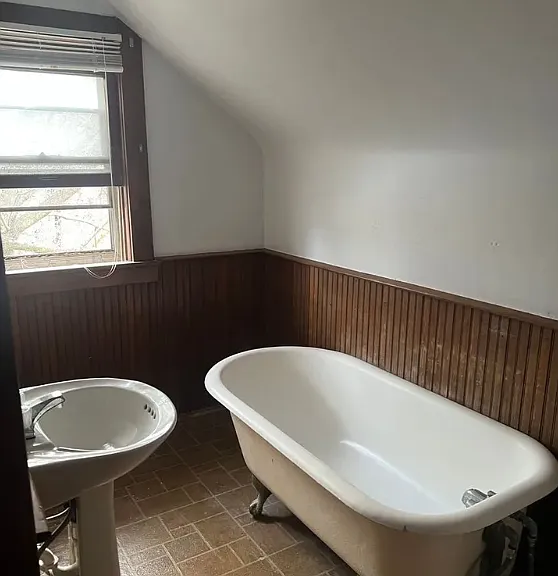4144 Mayfield Dr — Photo 5