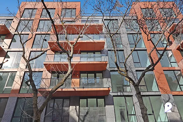 Rented by REZI | media 7