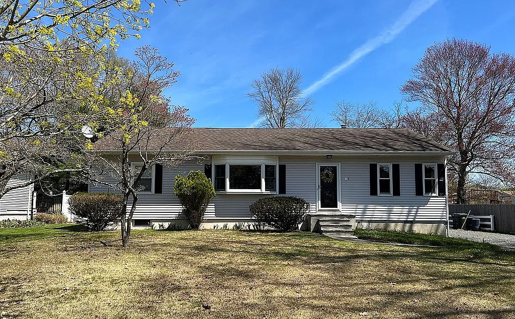 185 Whale Pond Rd photo 1