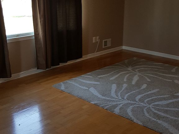 4th image of 12 Smith St