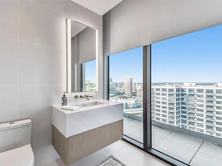 1000 Water St #2202 — Photo 29