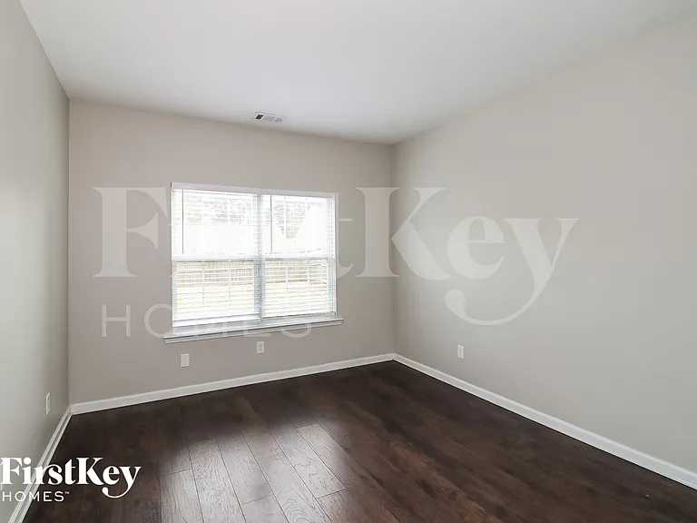 314 Tuggle Ct — Photo 16