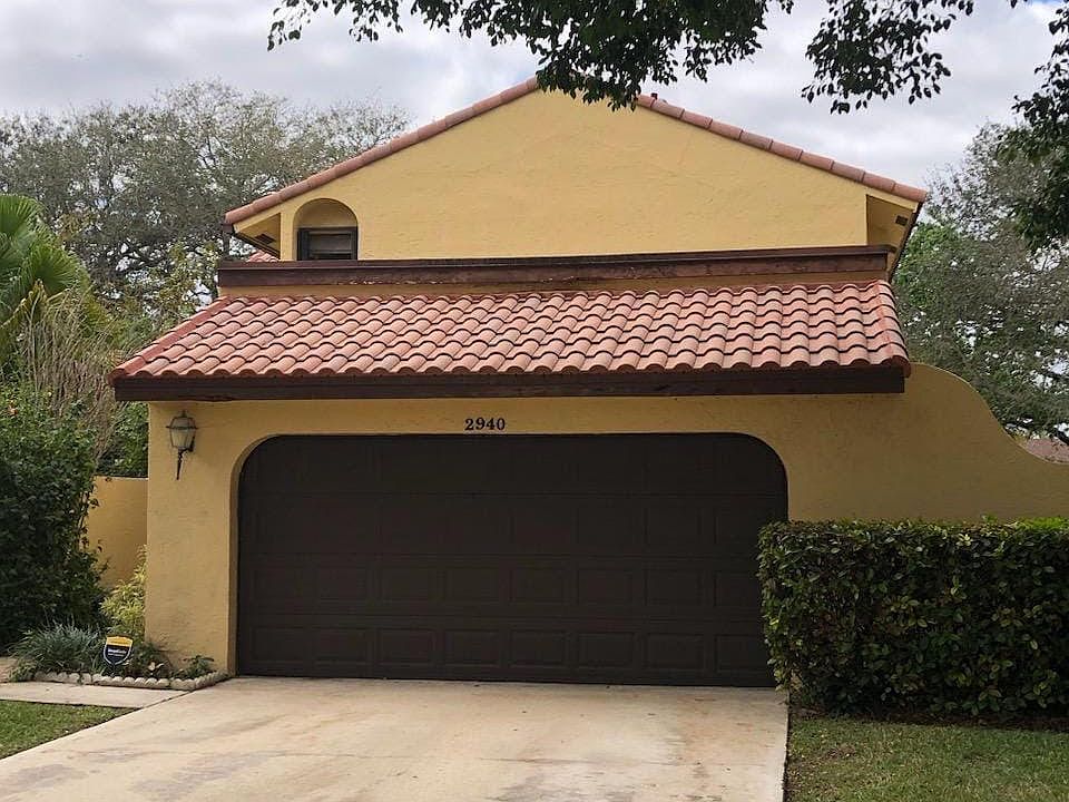 1st image of 2940 Azalea Drive