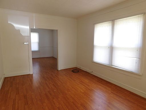 3rd image of 308 N 21st Ave