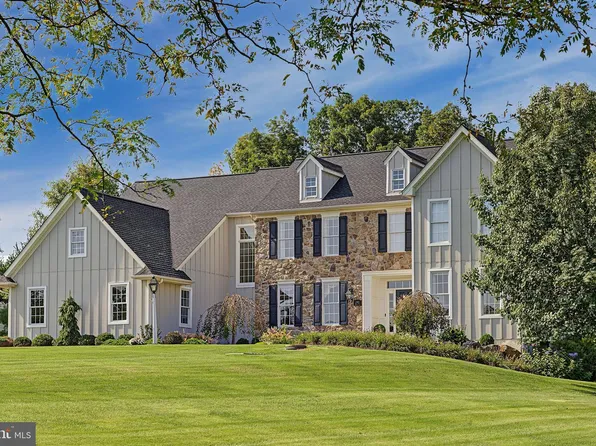 1102 Briar Way, Perkasie, PA 18944