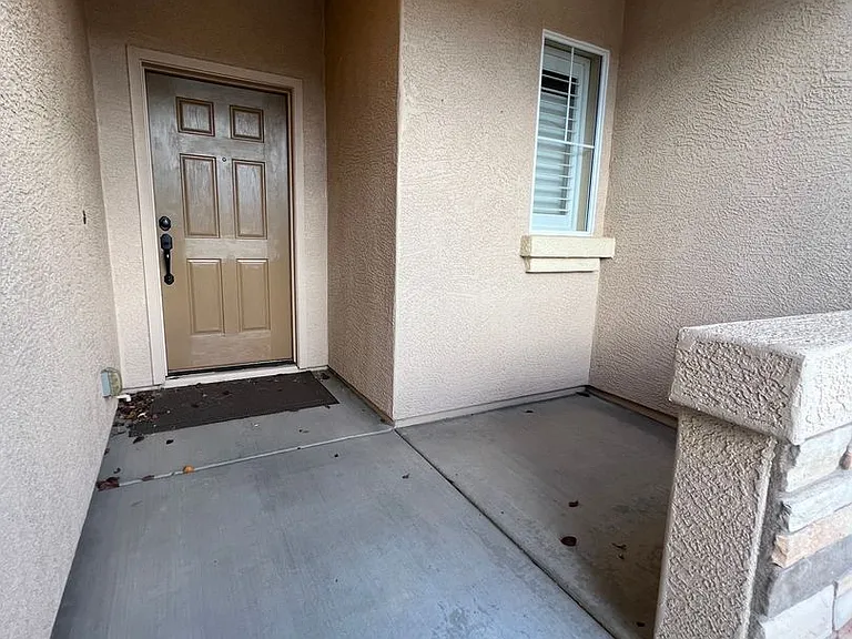 7720 E Day Break Cir — Photo 2