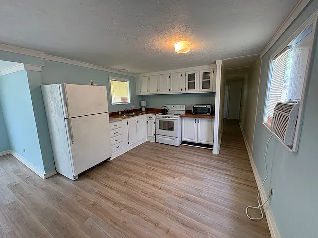 6905 Keithley Rd — Photo 3
