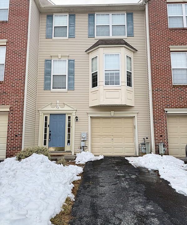 1st image of 22 Brittany Ln