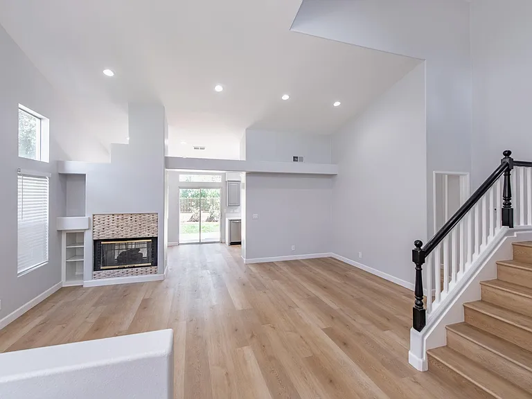 4774 Rhapsody Dr — Photo 9
