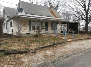 107 W Marion St, Newton, IL 62448