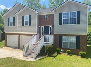 2207 Clayton Rdg, Lithonia, GA 30058