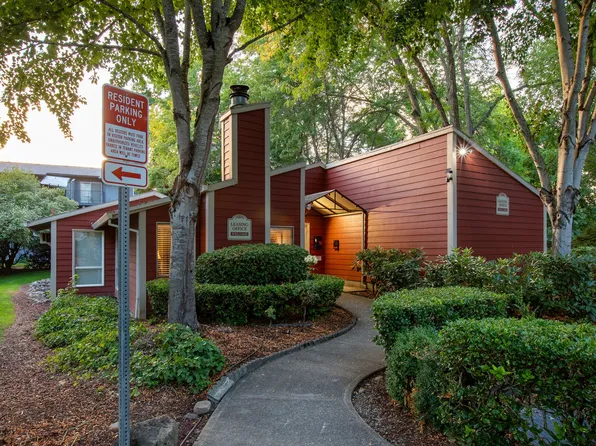 Birchcreek Apartments, 14245 SW Walker Rd #42, Beaverton, OR 97006