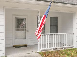8639 Deerwood Dr, North Charleston, SC 29406