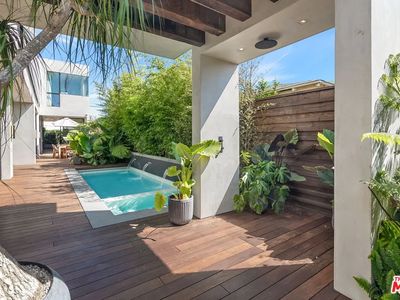 744 Vernon Ave, Venice, CA, 90291