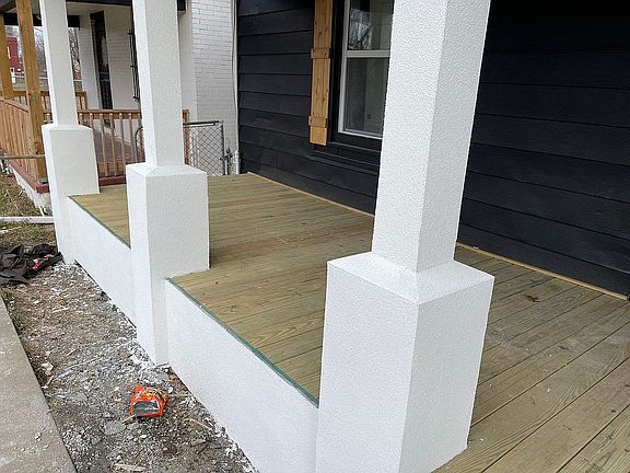 4th image of 2525 Prospect Ave