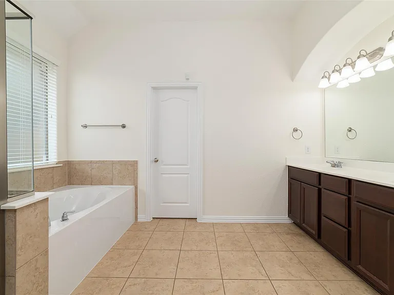 17314 Aldenwilds Ln — Photo 30