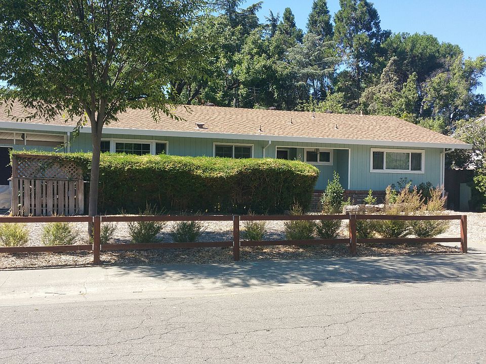 1st image of 512 Antioch Dr