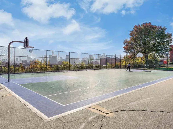 106 Griffith Street image 20 of 40