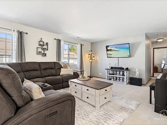 5th image of 116 Village Creek Dr