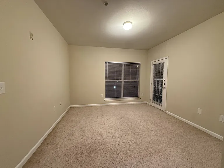Wesley Kensington Apartments at Stonecrest — Photo 386