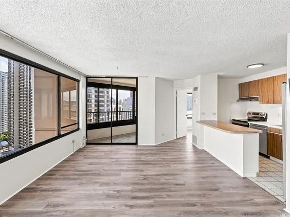 1778 Ala Moana Blvd APT 2206, Honolulu, HI 96815