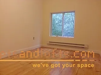 Rented by aptsandlofts.com