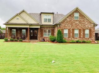 402 Ridgefield Cove, Marion, AR 72364