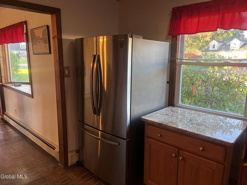 5th image of 1012 Alheim Drive