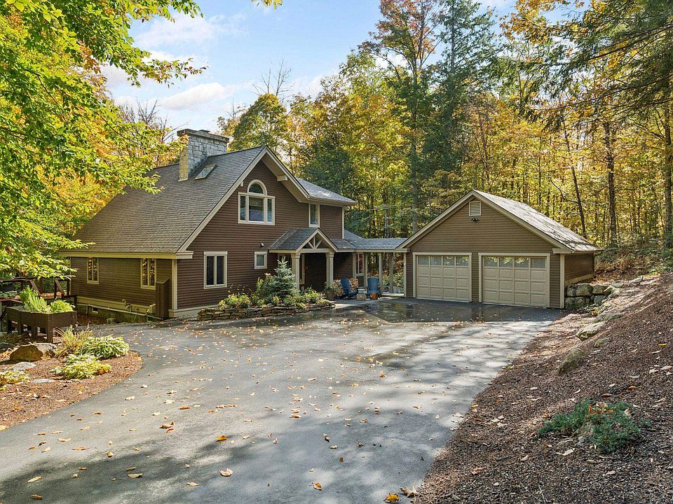 1st image of 2 Turner Brae Road