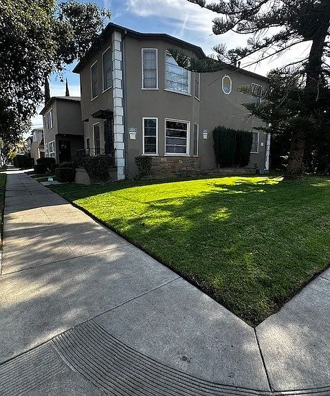 5640 San Vicente Blvd LP — Photo 2