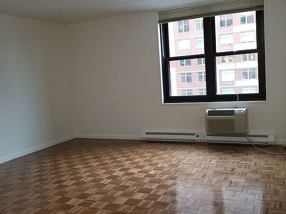 4th image of 1763 2nd Ave APT 10H