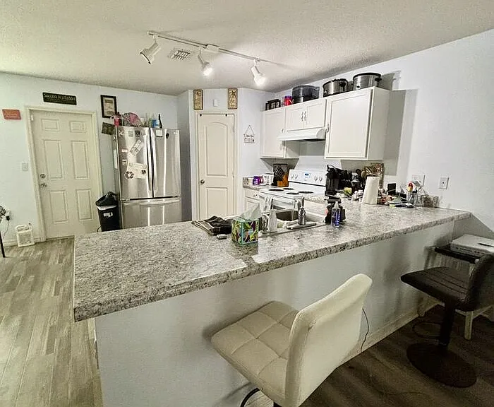 204 Gladiola Ct — Photo 5