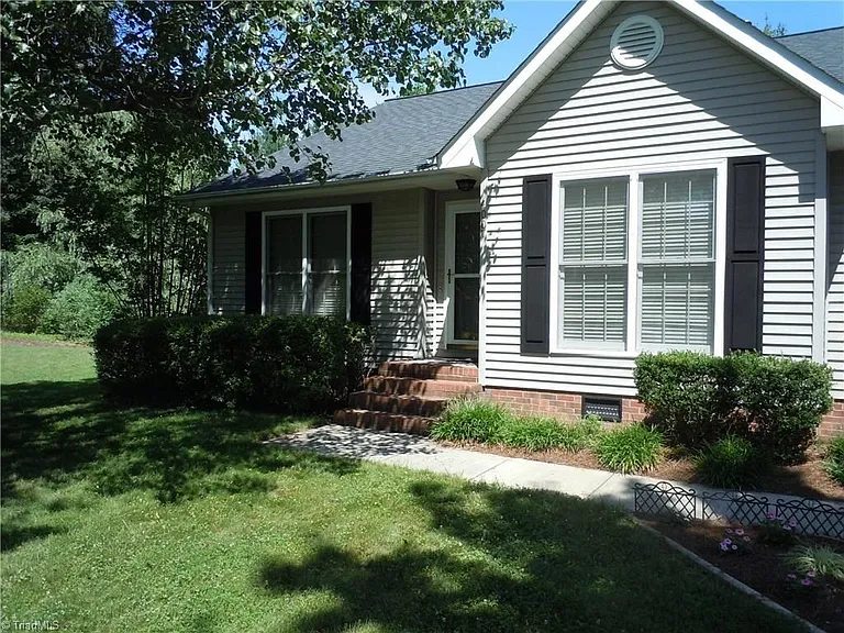 4007 Sourgum Ct — Photo 3