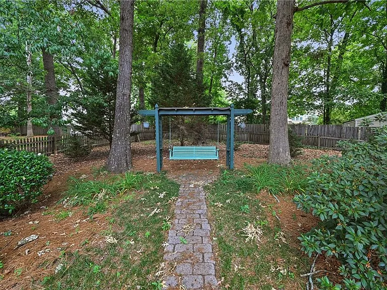 1792 Bristol Farms Ct — Photo 60