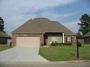 13332 Reid Dr, Gonzales, LA 70737