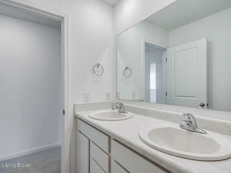 17010 Meander Way — Photo 72